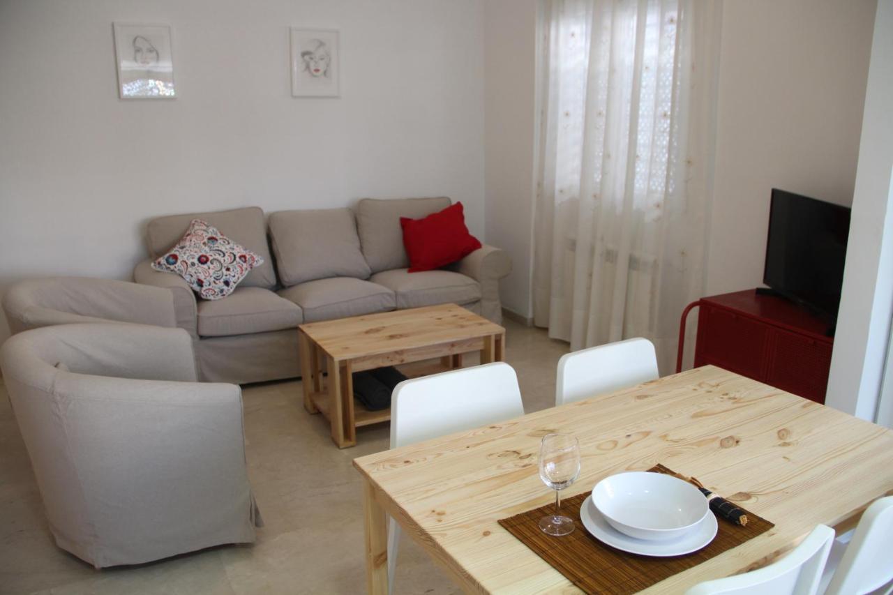 Apartamento Iris กอร์โดบา ภายนอก รูปภาพ