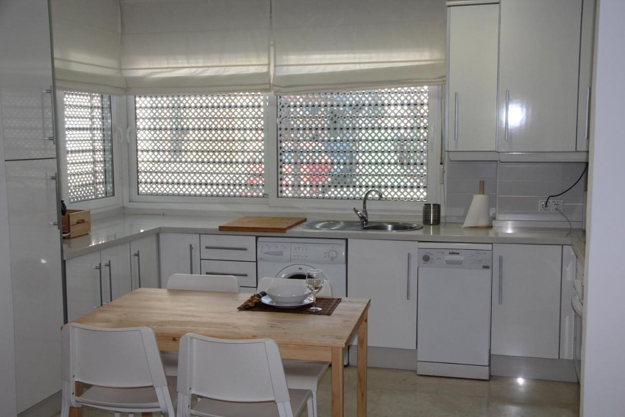 Apartamento Iris กอร์โดบา ภายนอก รูปภาพ